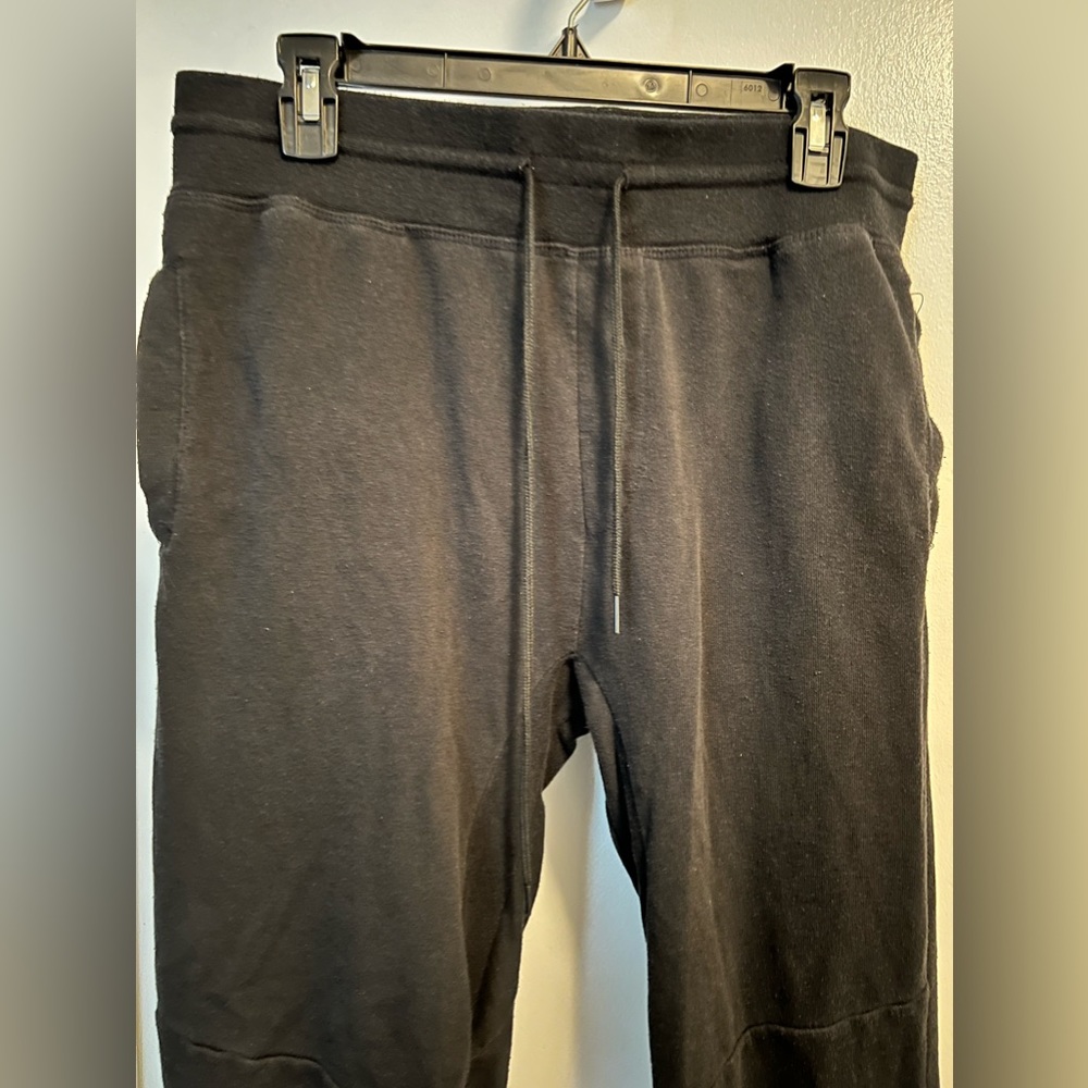 Carbon Jogger - Picture 3 of 4